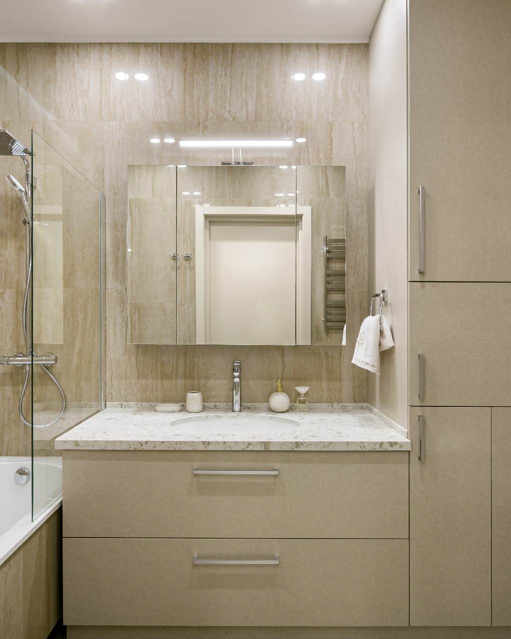 PRIVATE HOUSE Clematis - Image 39