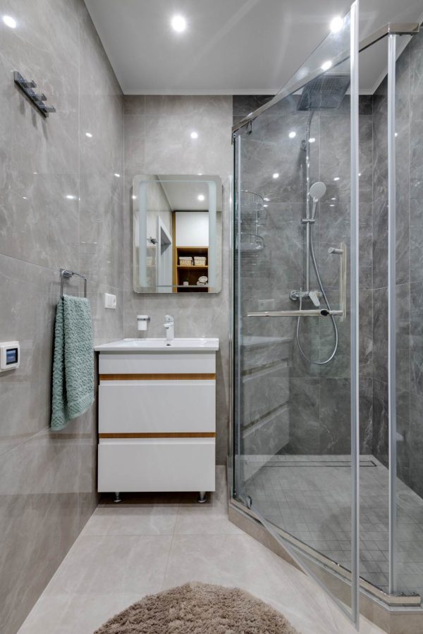 PRIVATE HOUSE Delphinium - Image 3